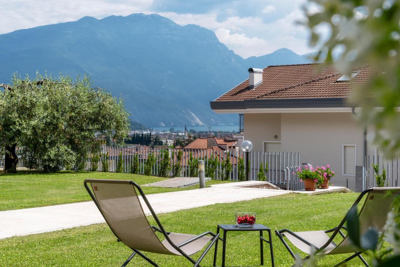 La Busa Apartments - Garda Chill Out リーヴァ・デル・ガルダ エクステリア 写真