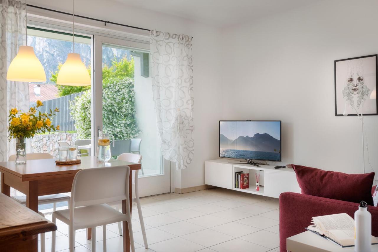 La Busa Apartments - Garda Chill Out リーヴァ・デル・ガルダ エクステリア 写真